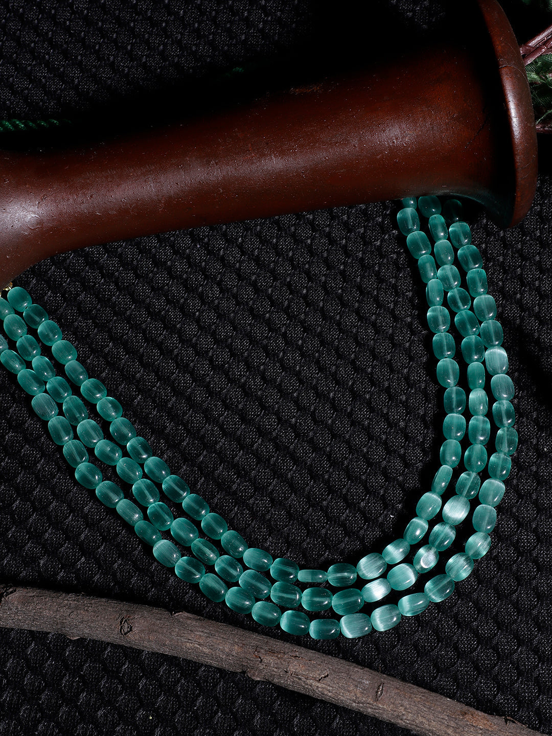 Sabz Kahkashan layered necklace