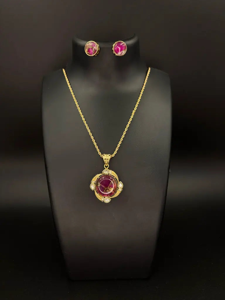 luxurious Regal Rosé Pendant Set