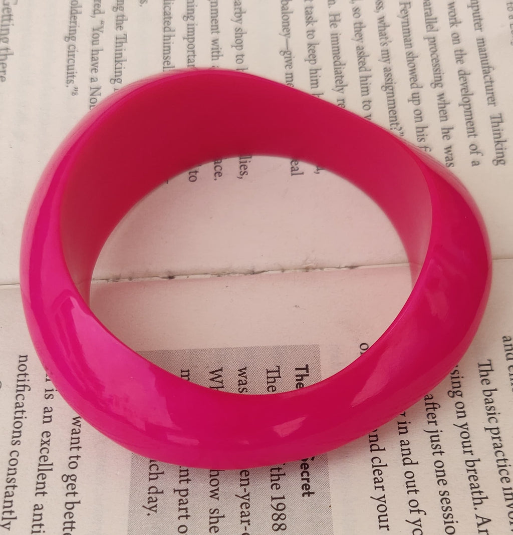 Stylish and Bold Handmade Resin Bangle for Women and Girls (Pack of 1 pc)