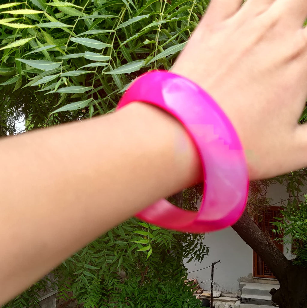 Stylish and Bold Handmade Resin Bangle for Women and Girls (Pack of 1 pc)