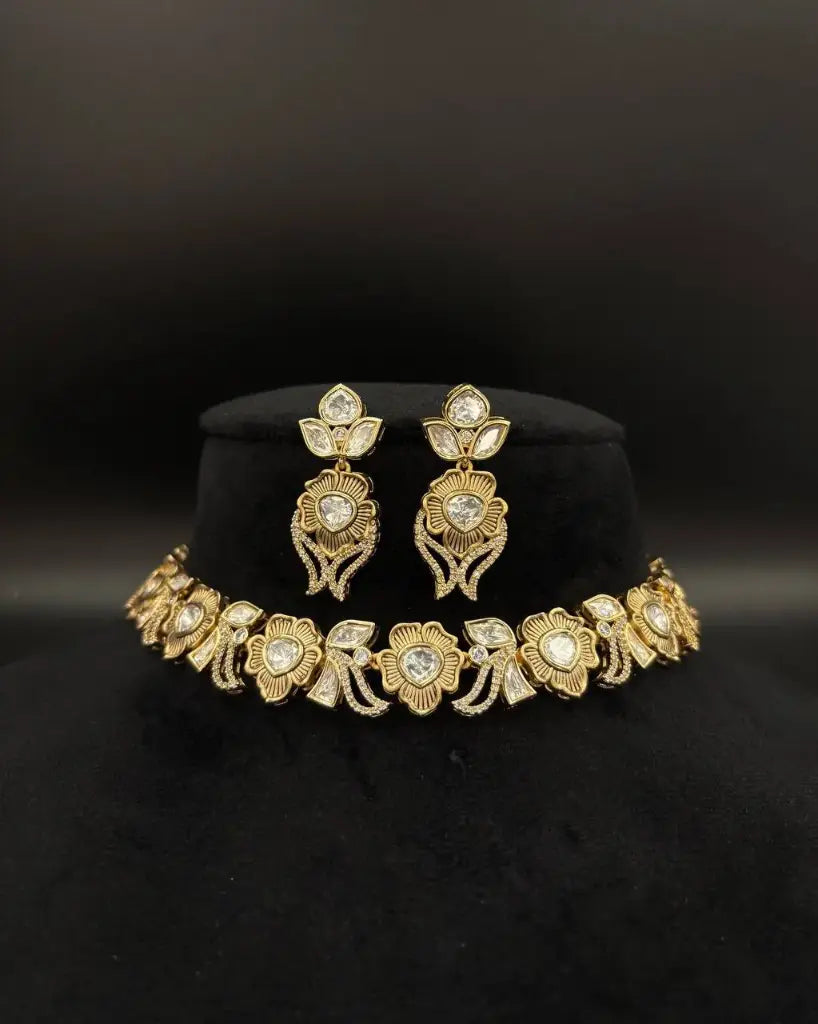 Aivy Luxe Blossom Royale Choker Set