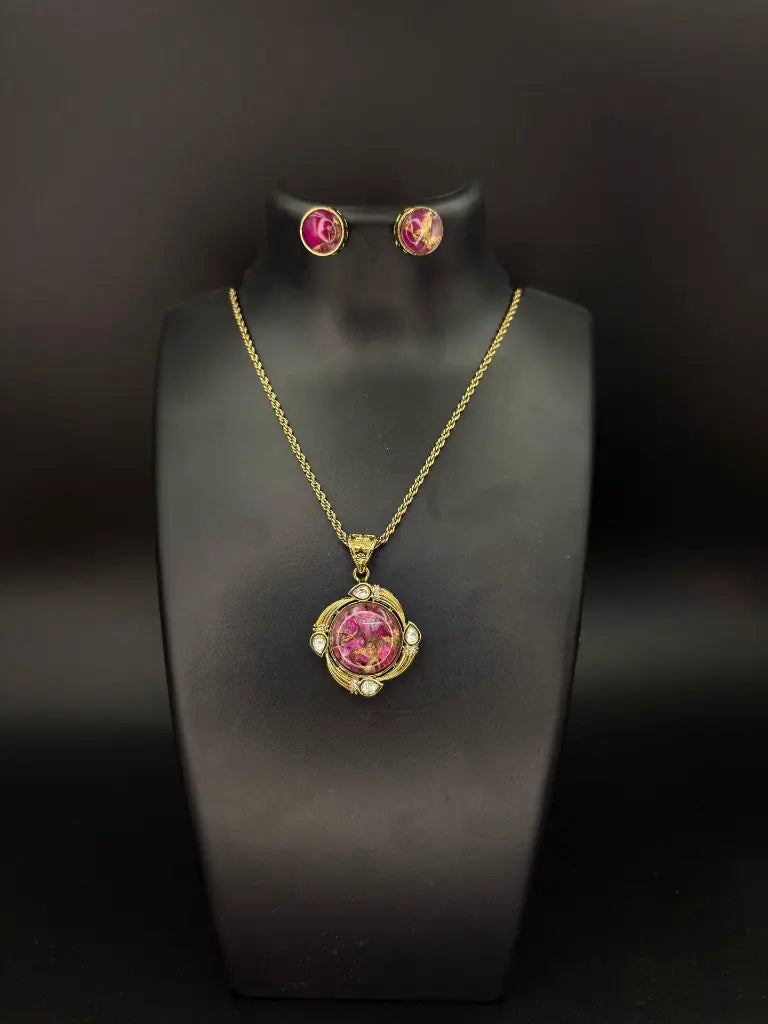 luxurious Regal Rosé Pendant Set