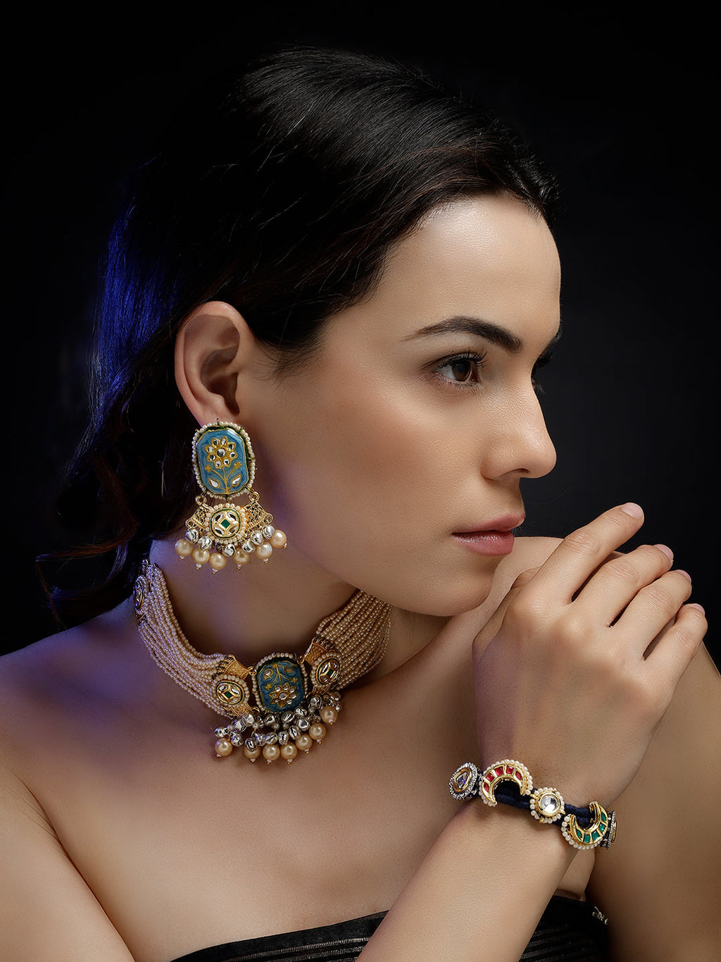 AIVY LUXE firoza choker necklace with matching earrings and bracelet worn by a woman in a black outfit