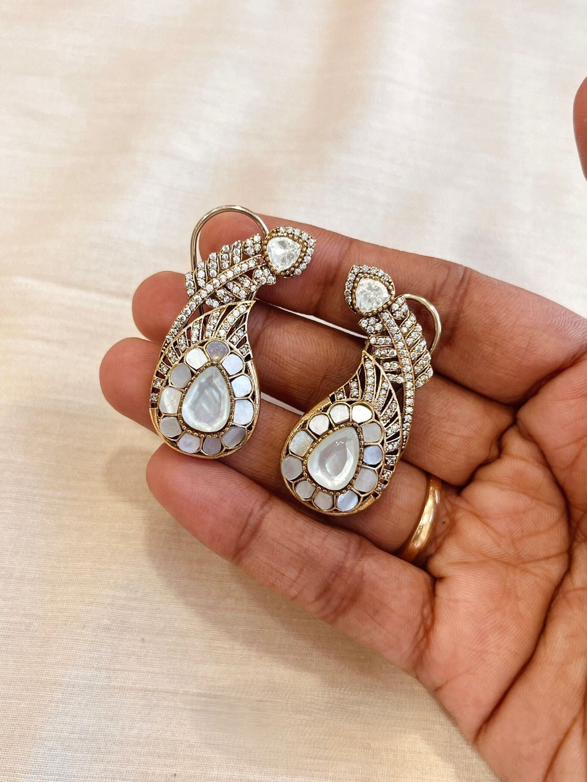 Heavy Look Fusion Necklace Set