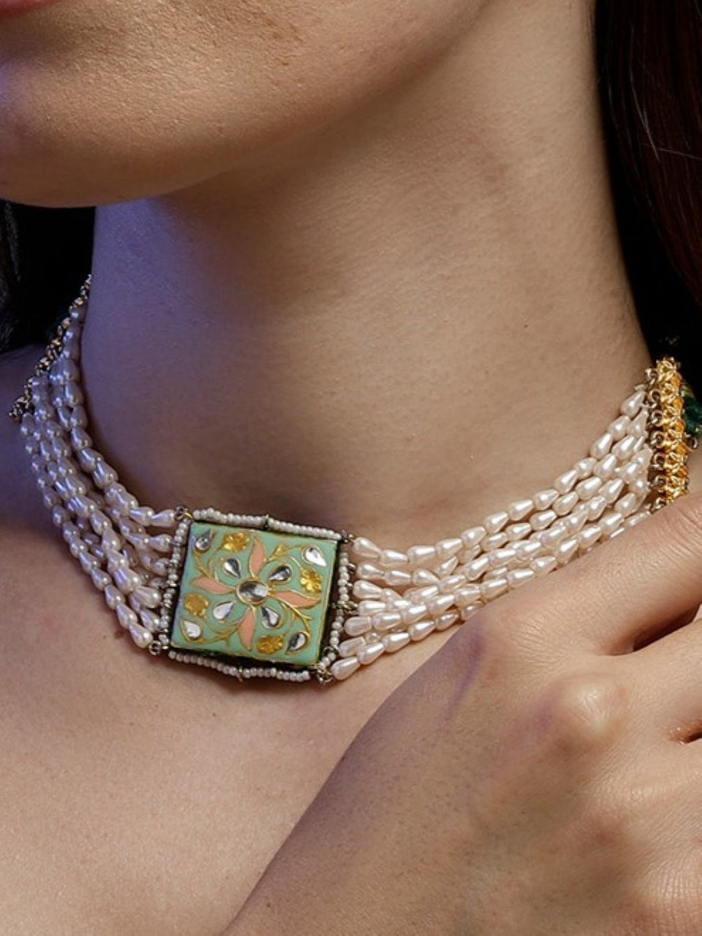 AIVY LUXE elegant pearl choker necklace with green and gold decorative centerpiece