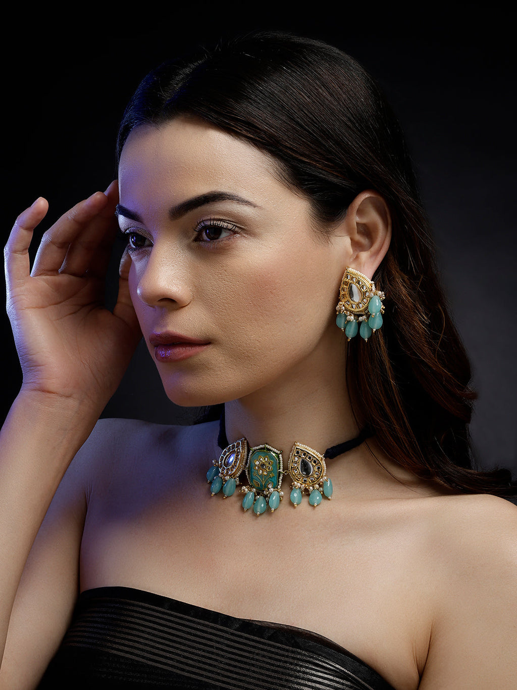 AIVY LUXE turquoise ethnic jewelry for women necklacewith matching earrings worn by model
