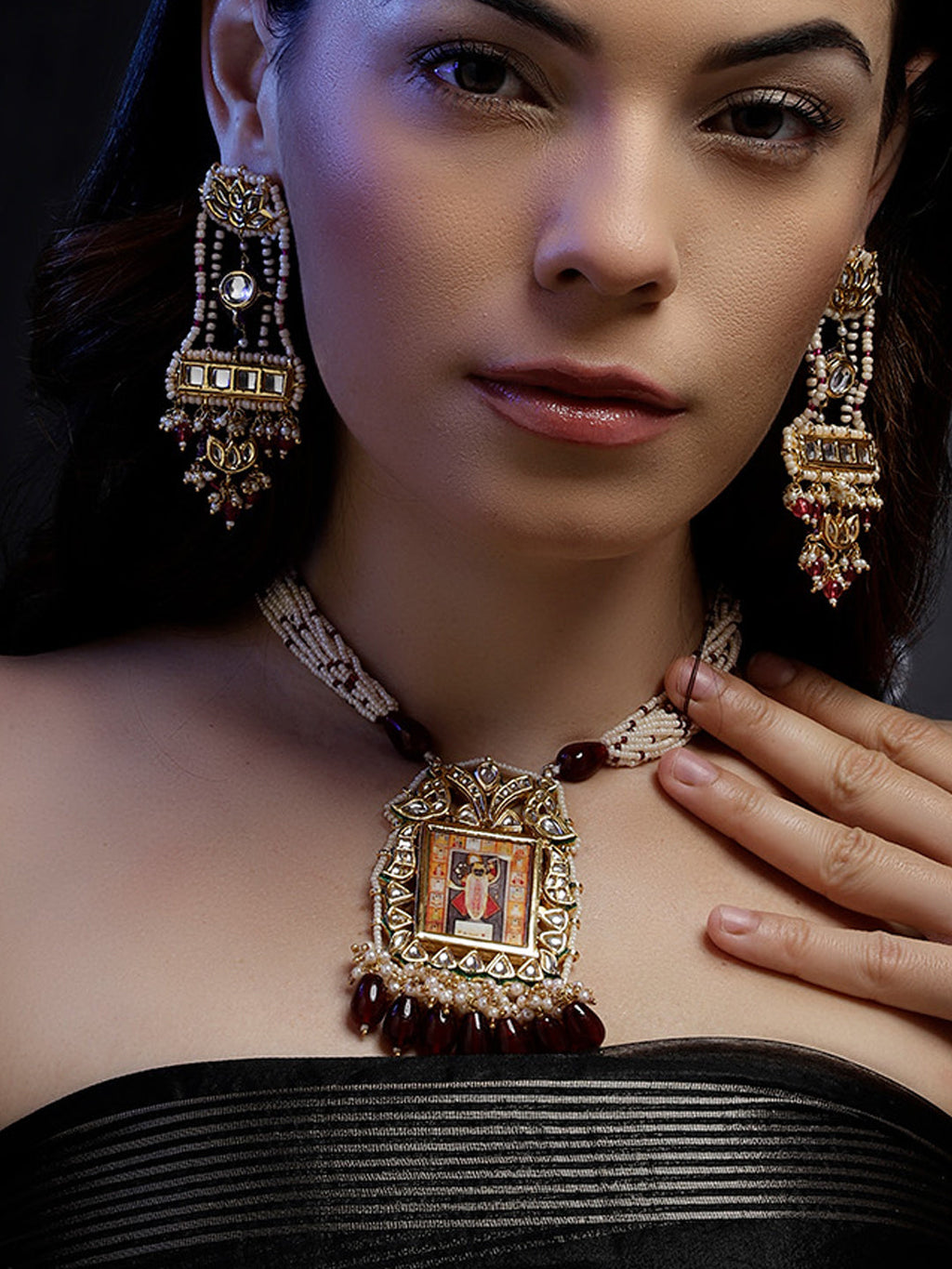 AIVY LUXE Anar-e-Zar Haar necklace with intricate pendant and beads worn by model