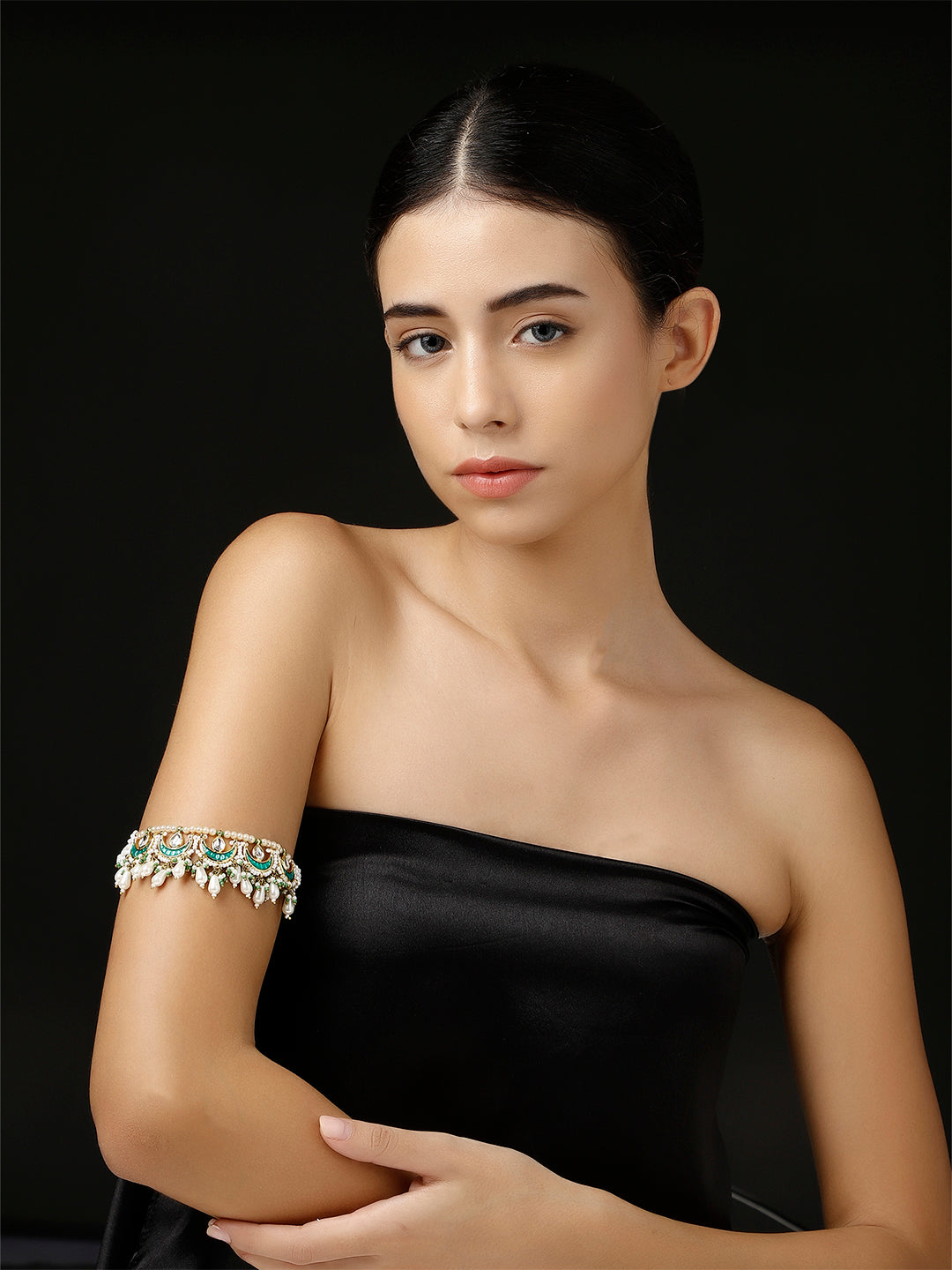 AIVY LUXE handcrafted bajuband bracelet worn on upper arm with intricate design and gemstones